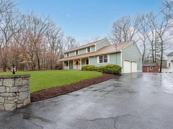 27 Rocky Rd, Reading, MA 01867