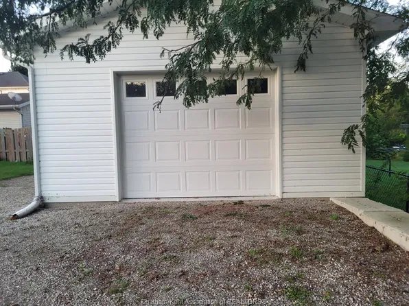 14 York St E, Chatham Kent, ON N0P 2C0