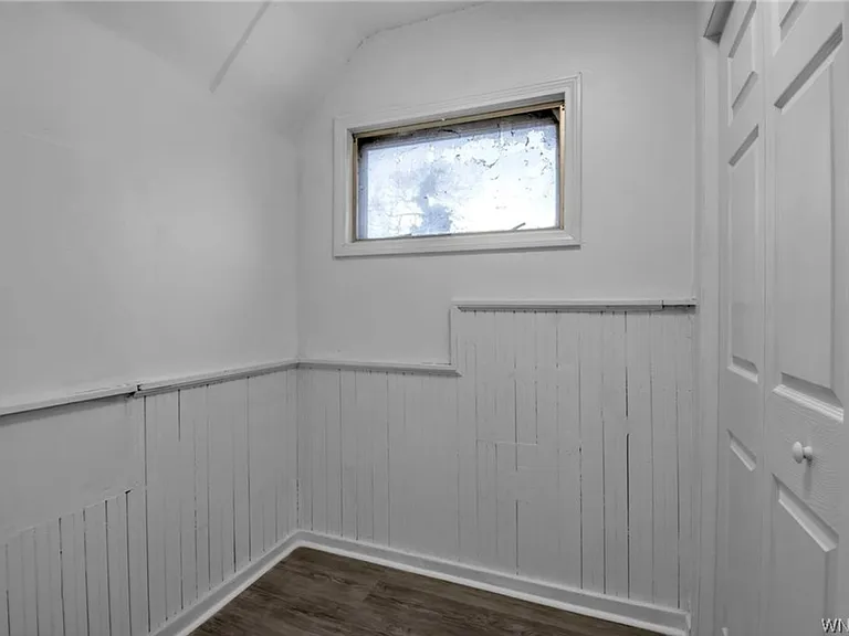 28 Burch Ave — Photo 13