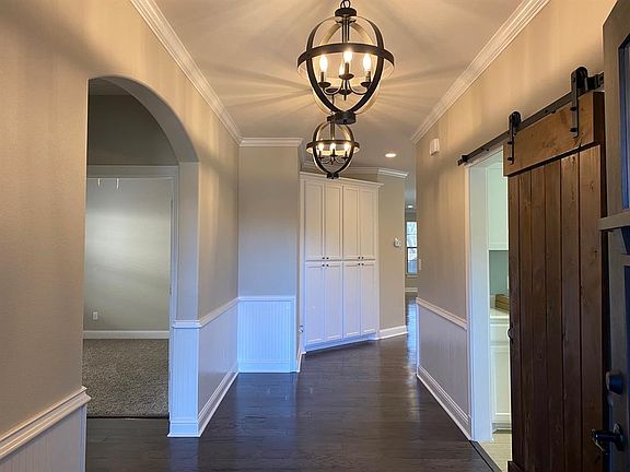 5th image of 2129 Little Ln