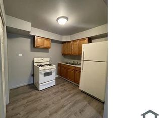 7818 S South Shore Dr #1A, Chicago, IL 60649