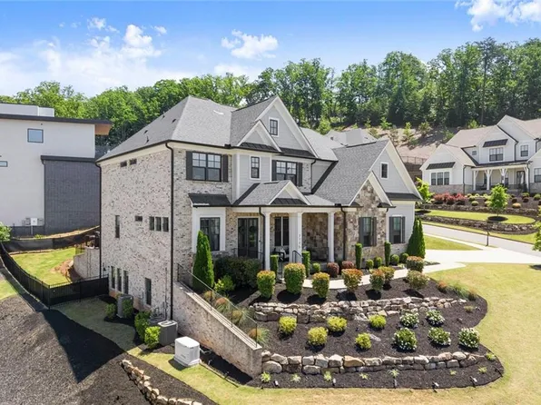 2775 Twisted Oak Ln, Marietta, GA 30066