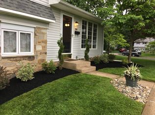 897 Walnut Rd, Warminster, PA 18974