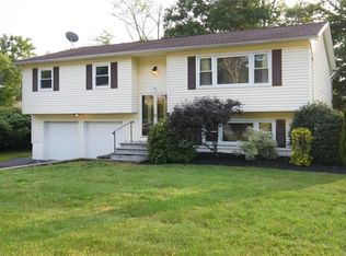 10 Charles St, Nanuet, NY 10954