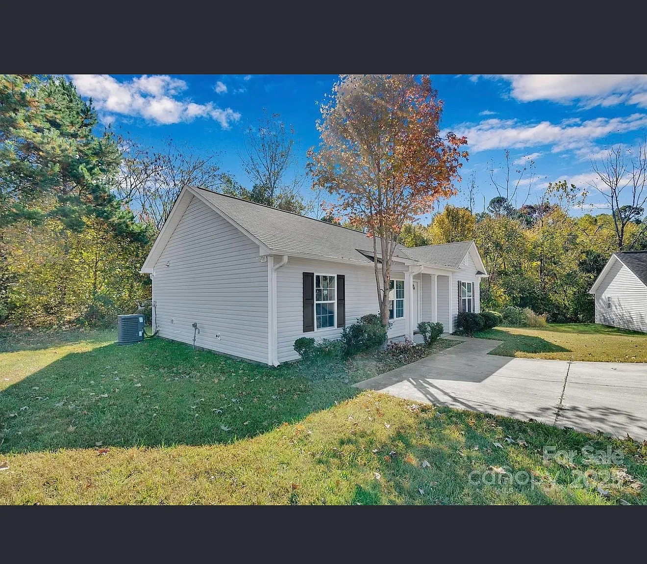 3 bed, 1016 sqft, $1,700 — Photo 2