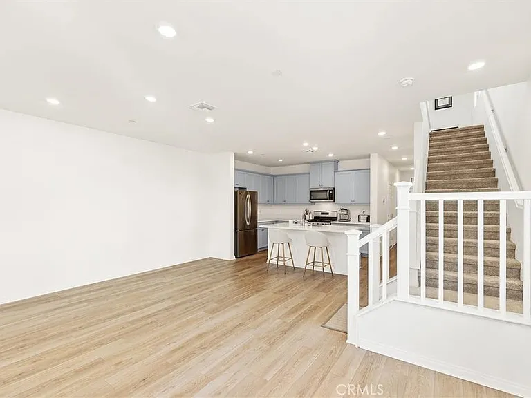 3906 E Coronado Privado — Photo 10