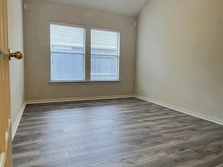 5631 Beaver Pass Ln — Photo 7