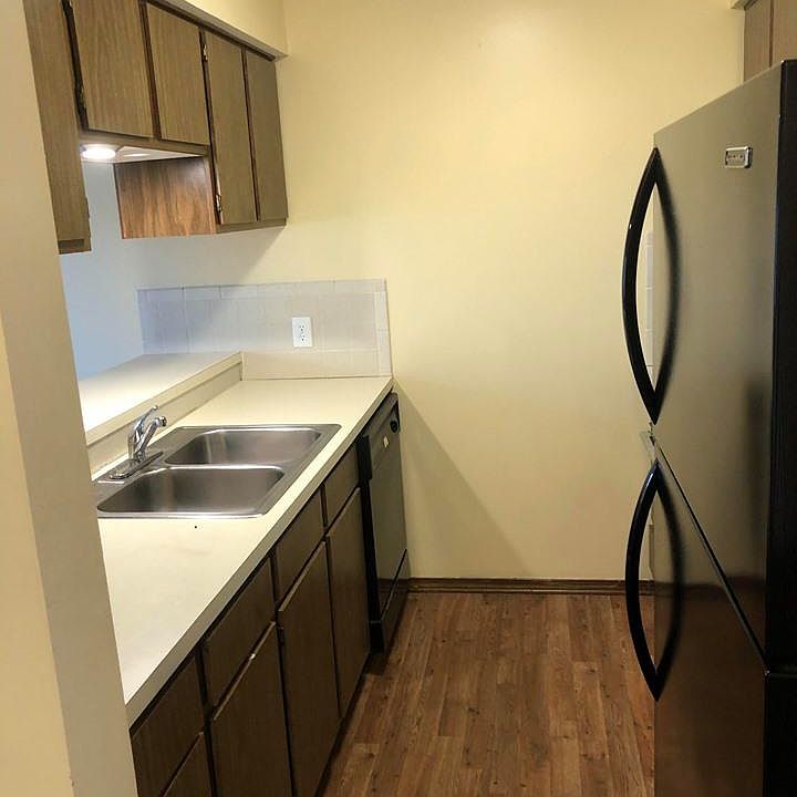 1st image of 2664 Highland Ave APT 3