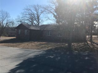 235 Oak Ave, Decatur, AR 72722