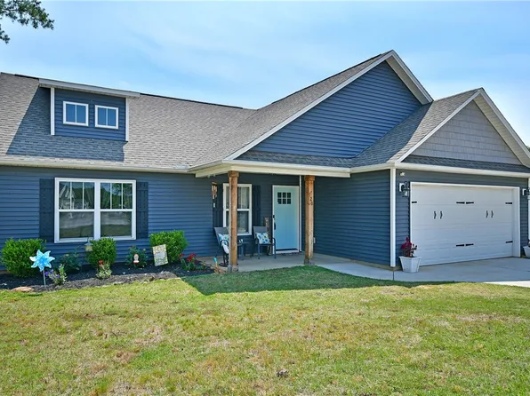 120 Clydesdale Ct, Liberty, SC 29657