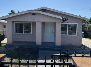 7919 Holmes Ave, Los Angeles, CA 90001