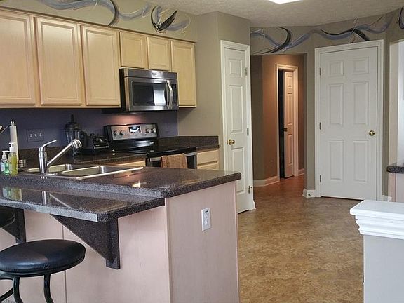 5th image of 1464 Golden Ln