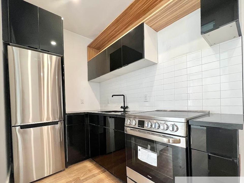 1st image of 703 E 6th St #2A