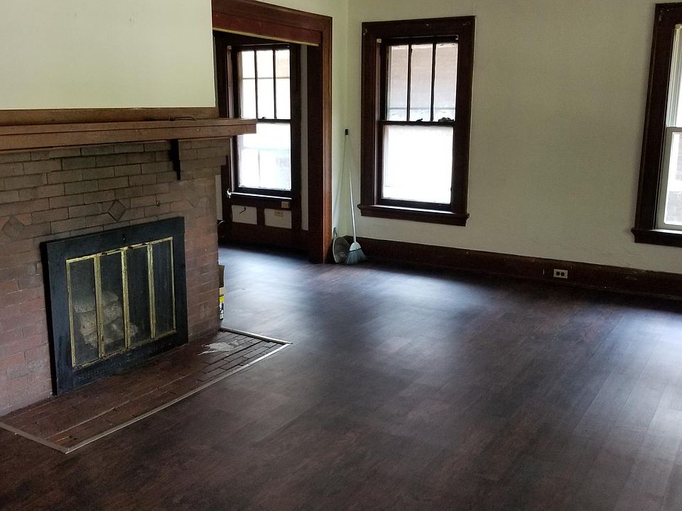 1st image of 321-23 Dunn Blvd