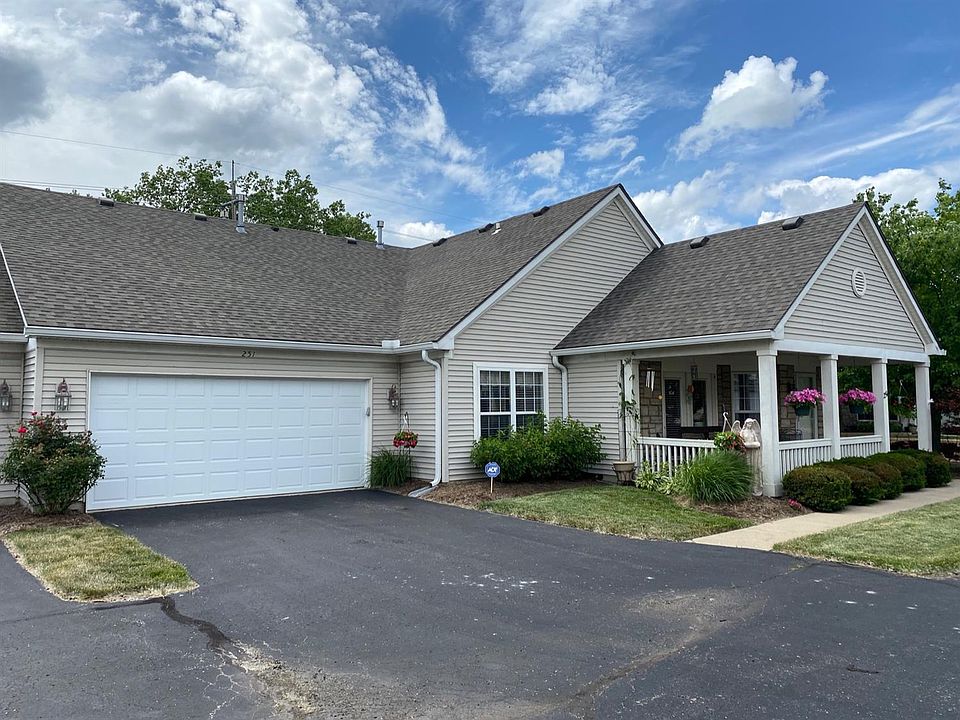 1st image of 251 Broadleaf Cir