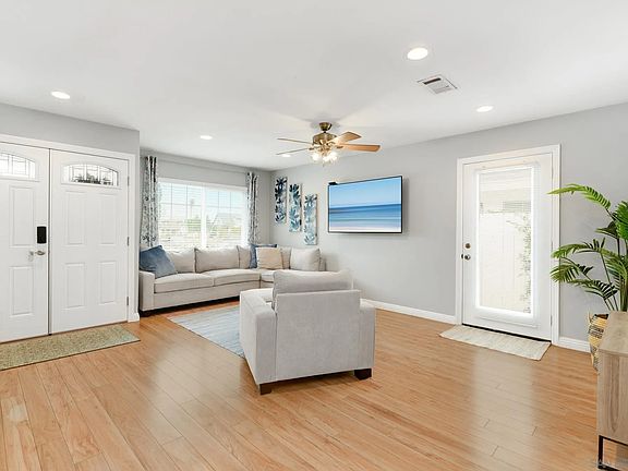 5th image of 154 Harrison St