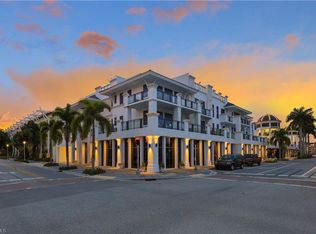875 6th Ave S UNIT 203, Naples, FL 34102