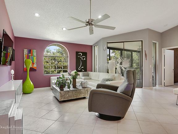 3rd image of 5243 Europa Dr APT J
