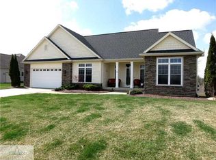 486 Riverwalk Dr, Mason, MI 48854
