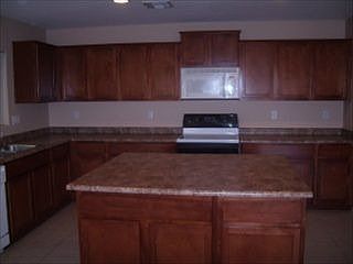 5th image of 43338 W Maricopa Ave