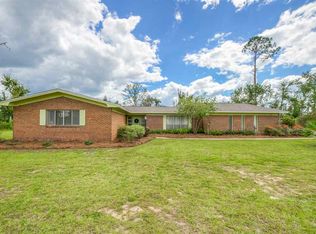 20245 SW Juniper Ave, Blountstown, FL 32424