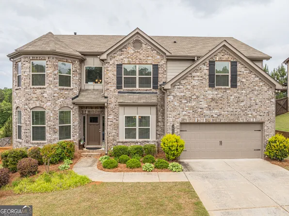 3948 Two Bridge Dr, Buford, GA 30518