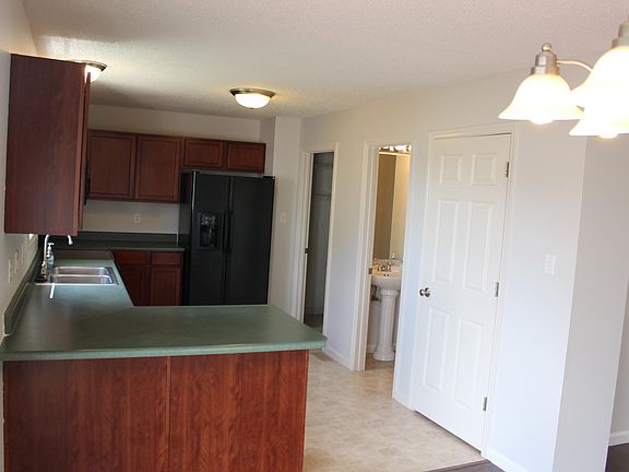 4th image of 802 Cadbury Dr