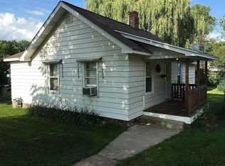 328 Harrison Ave, Kingsford, MI 49802
