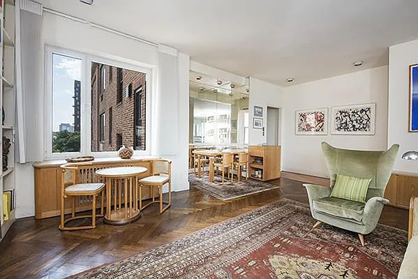 Sold by Charles H. Greenthal | media 18