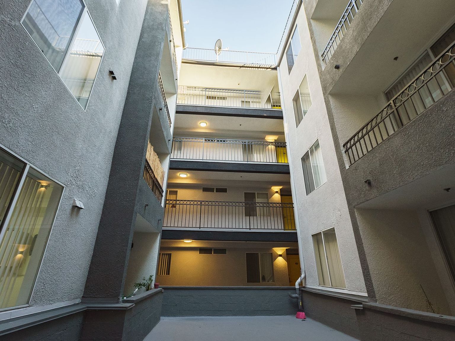 310 S Virgil Ave APT 306, Los Angeles, CA 90020 Zillow