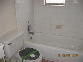 5th image of 5443 Castlecreek Ln
