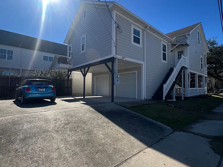 2325 State St — Photo 16