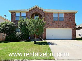 1057 Silver Spur Ln, Fort Worth, TX 76179