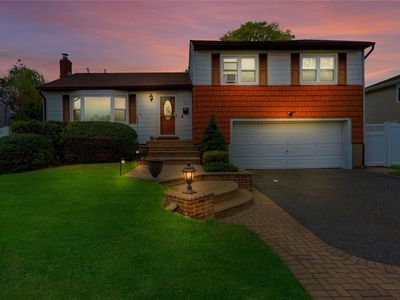 13 Meryll Place, Plainview, NY, 11803