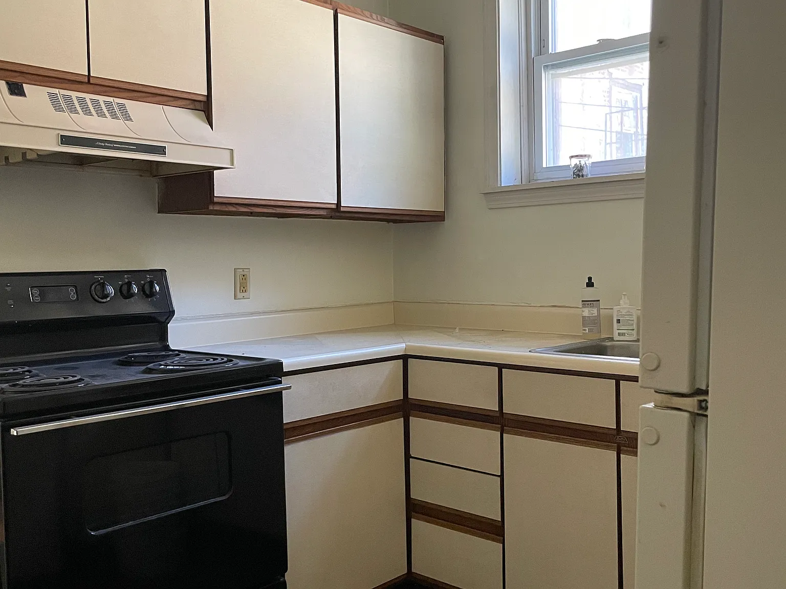 1 bed, $1,750 — Photo 4