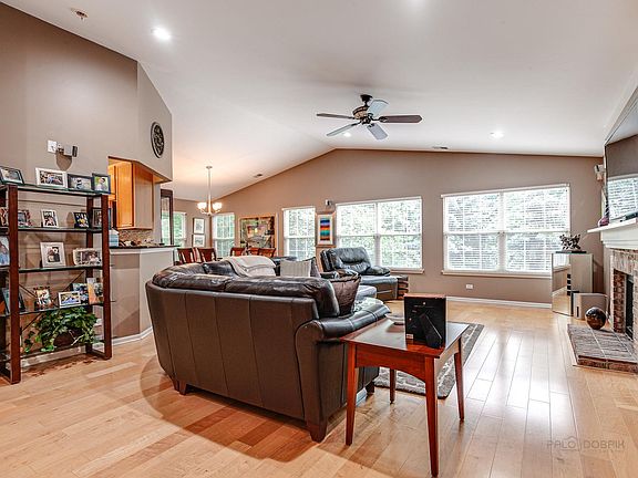 5th image of 565 Harvey Lake Dr #0