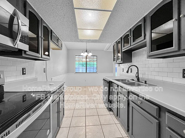 604 Carl C Senter St — Photo 6