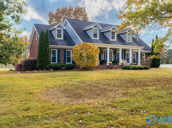 506 Mulberry Rd, Hazel Green, AL 35750