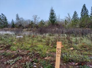 1308 Green Valley Dr, Cave Junction, OR 97523