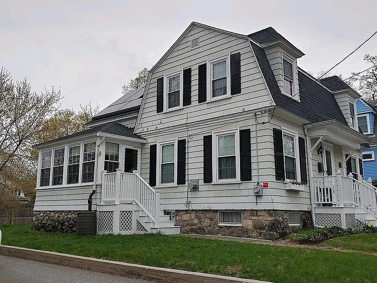 15 Roosevelt St — Photo 9