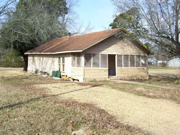 251 S Walker St, Ashdown, AR 71822