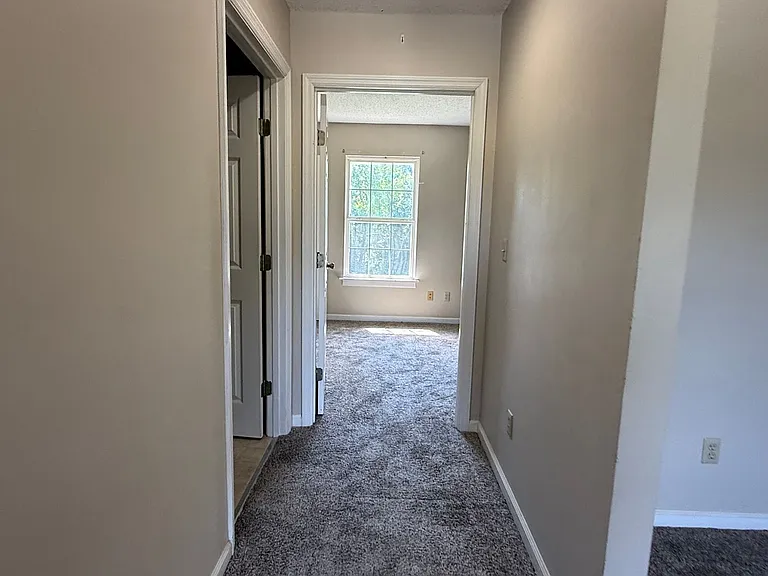 139 Honeycutt St — Photo 8