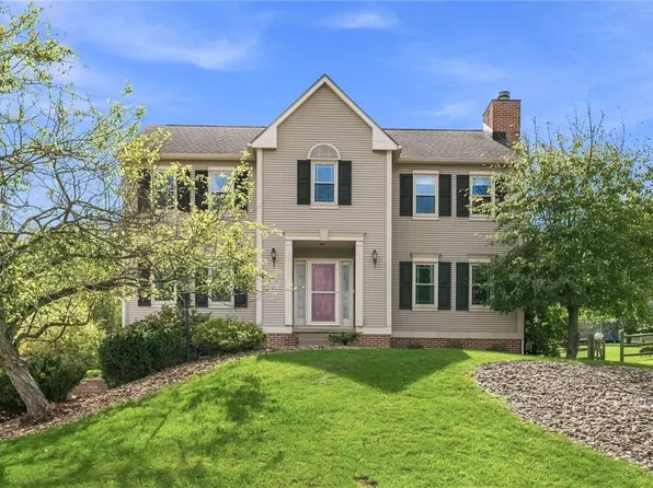 333 Warrick Dr, Seven Fields, PA 16046