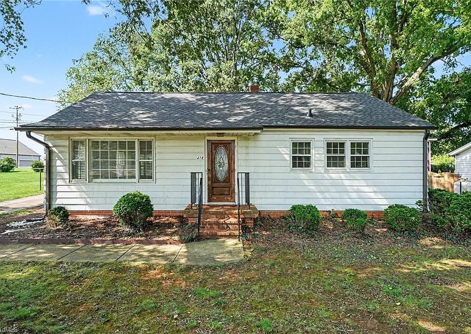 1st image of 418 Felts Dr