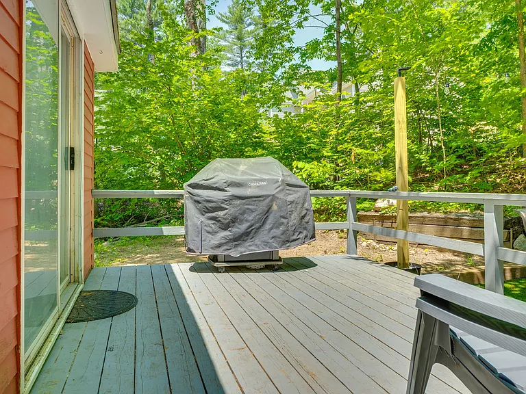 230 E Side Dr — Photo 8