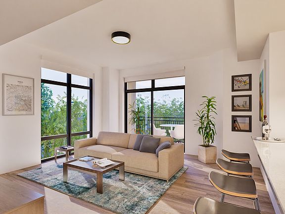 2nd image of 531 W Washington Ave #533