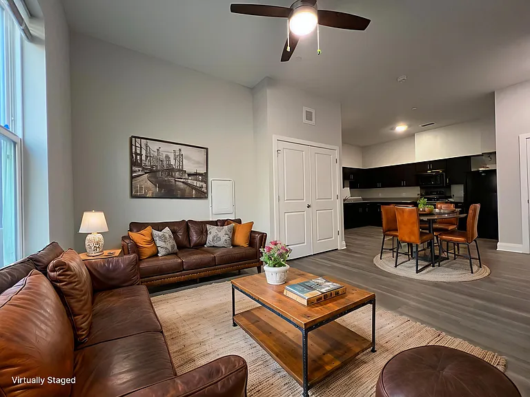 Trinity Court Apartments — Photo 9