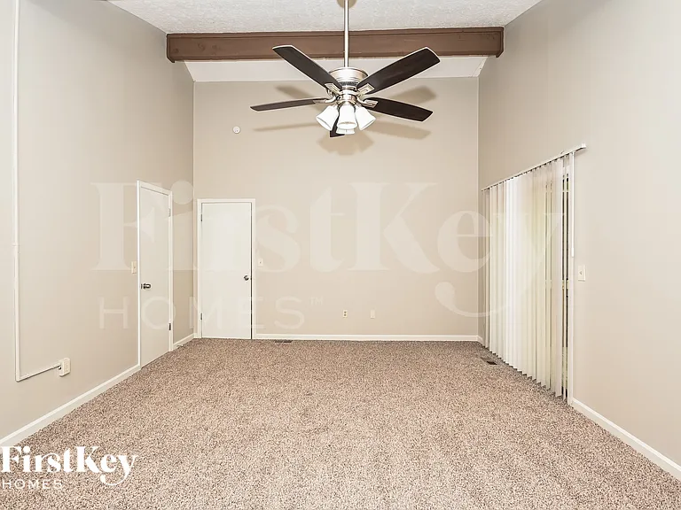 6829 Ivy Log Dr — Photo 12