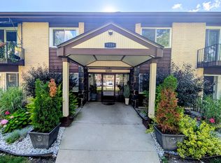 9588 Terrace Pl APT 1F, Des Plaines, IL 60016