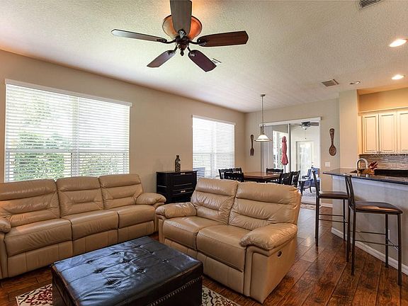 2nd image of 1247 Legendary Blvd